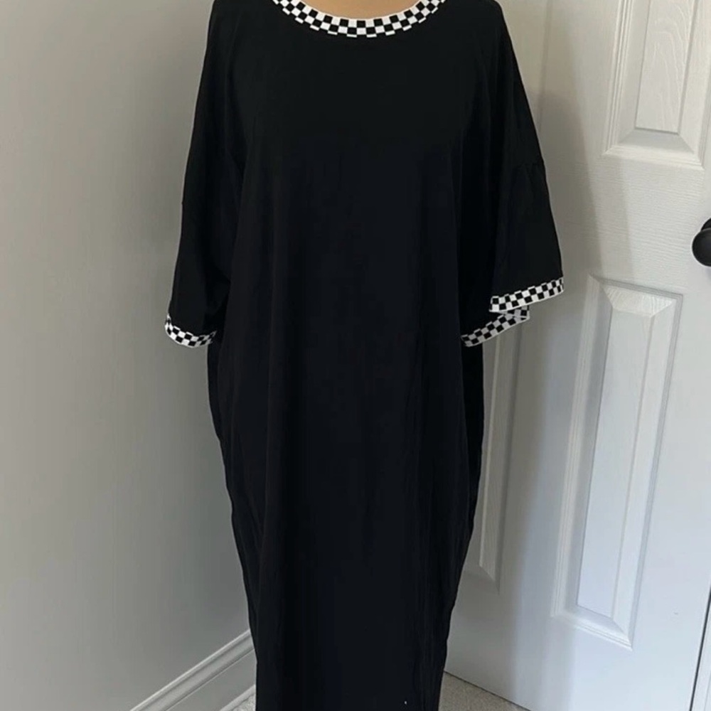 Black Checkered Trim Maxi Dress - Picture 3 of 7